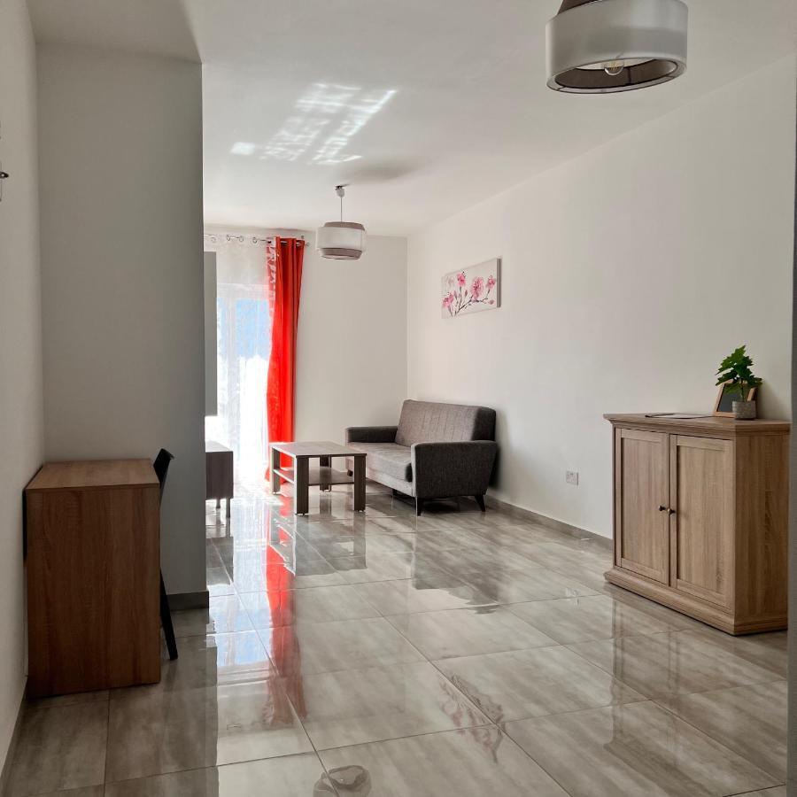 F4 Room 3, Private Room Two Single Beds Shared Bathroom 음시다 외부 사진
