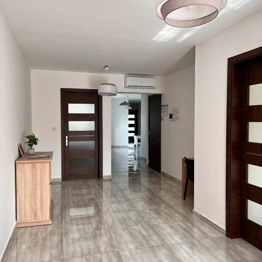 F4 Room 3, Private Room Two Single Beds Shared Bathroom 음시다 외부 사진